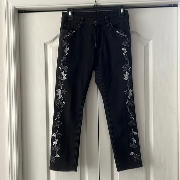 Antthony Denim - JEANS size 4, ankle length.